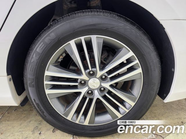 Hyundai Grandeur 2014 — photo 19