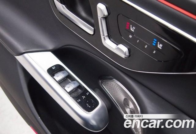 Mercedes-Benz E-Class 2024 — photo 13
