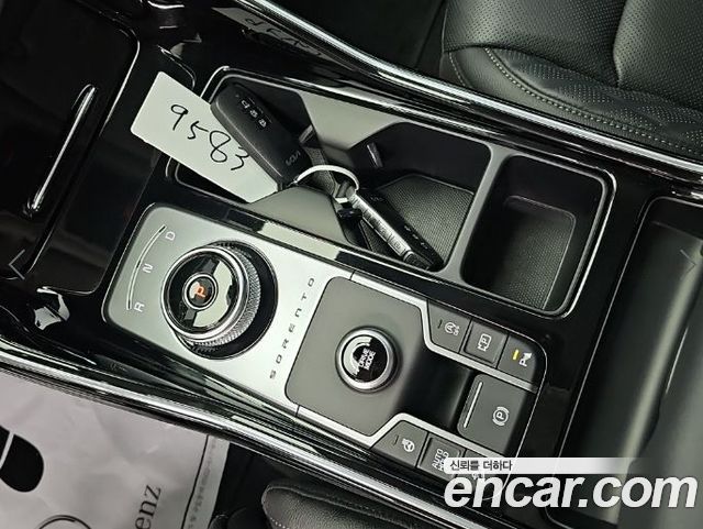 Kia Sorento 2023 — photo 8