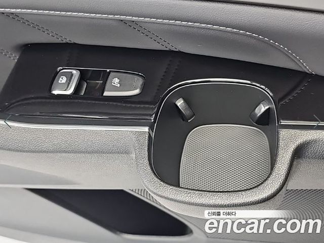 Kia Sorento 2023 — photo 14