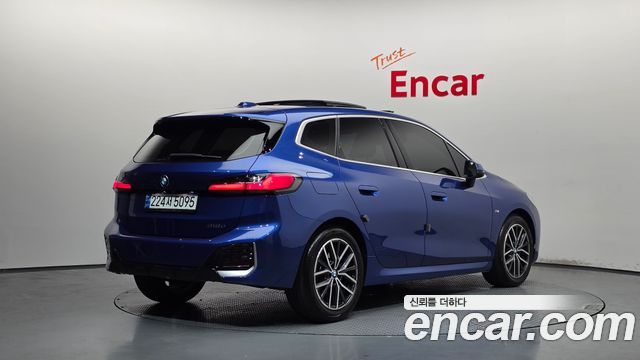 BMW 2-Series 2023 — photo 2