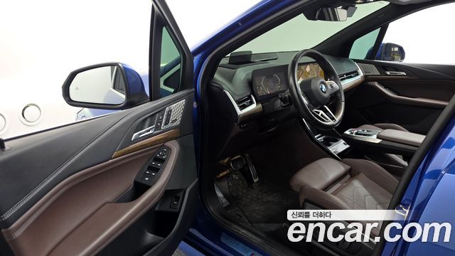 BMW 2-Series 2023 — photo 13