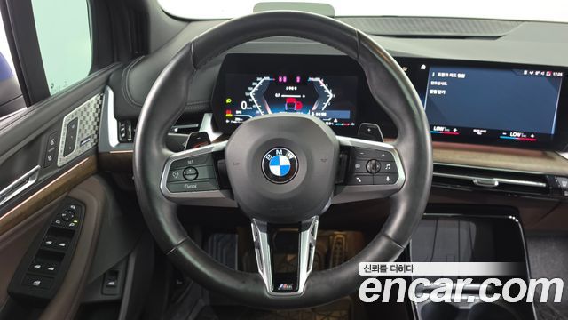 BMW 2-Series 2023 — photo 18