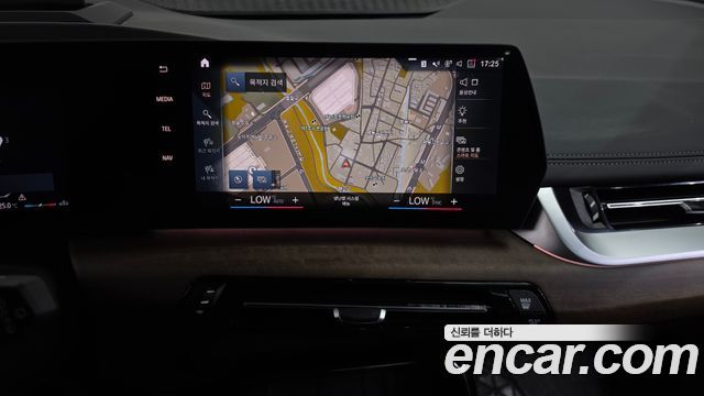 BMW 2-Series 2023 — photo 19