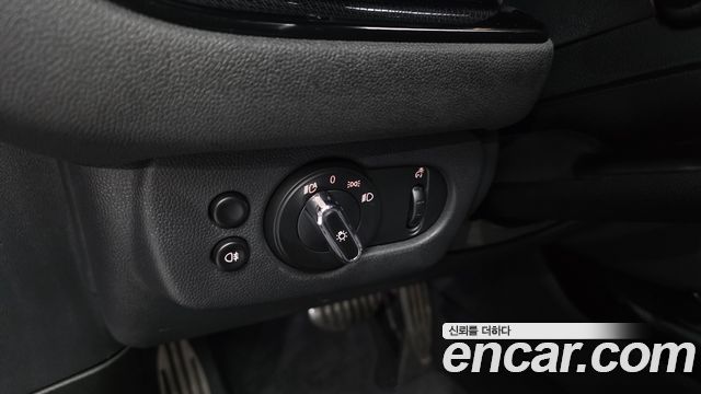 Mini Clubman 2020 — photo 28