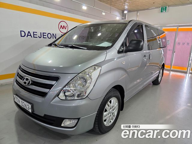 Hyundai Starex 2016 — photo 2