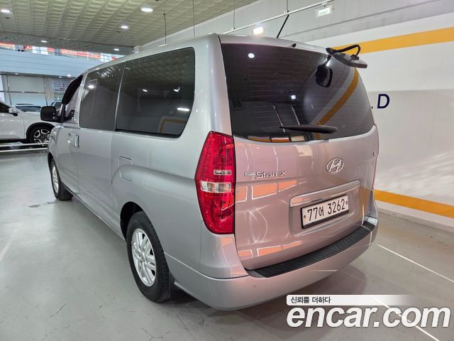 Hyundai Starex 2016 — photo 6