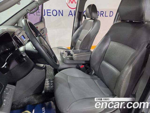 Hyundai Starex 2016 — photo 15