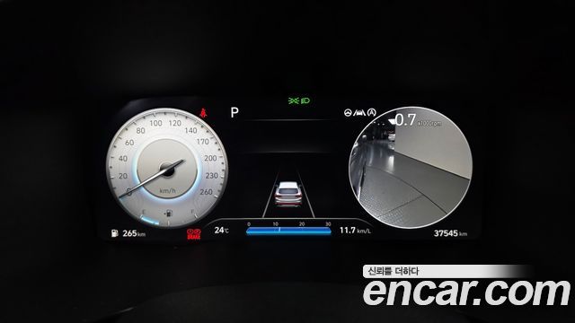 Hyundai Santafe 2021 — photo 11