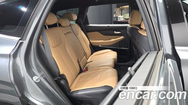 Hyundai Santafe 2021 — photo 18