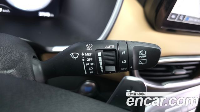 Hyundai Santafe 2021 — photo 28
