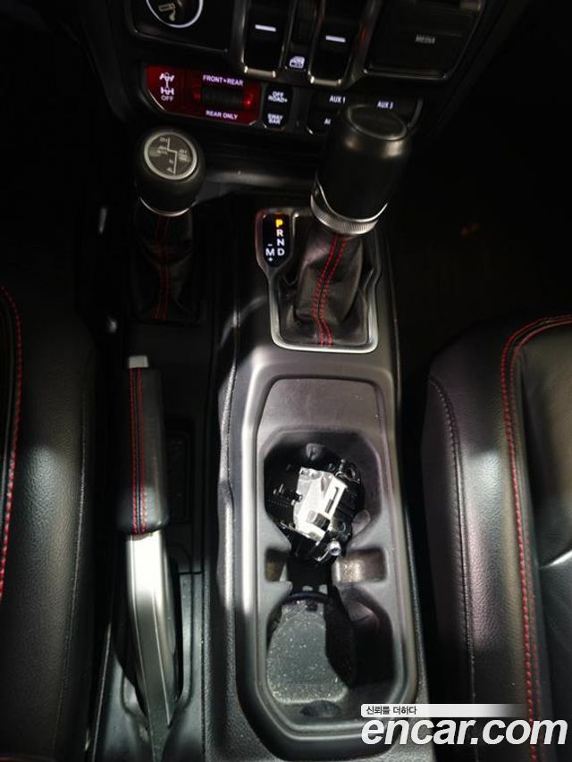 Jeep Gladiator 2020 — photo 18