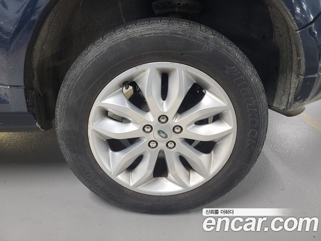 Land Rover Freelander 2013 — photo 8