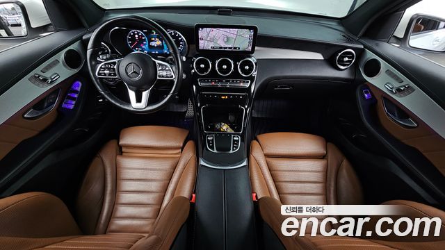 Mercedes-Benz GLC-Class 2022 — photo 10