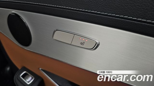 Mercedes-Benz GLC-Class 2022 — photo 24
