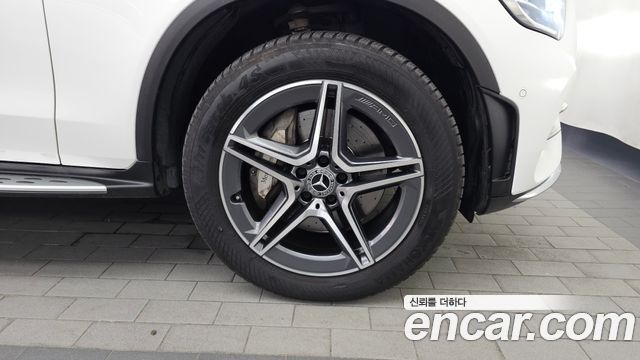 Mercedes-Benz GLC-Class 2022 — photo 7