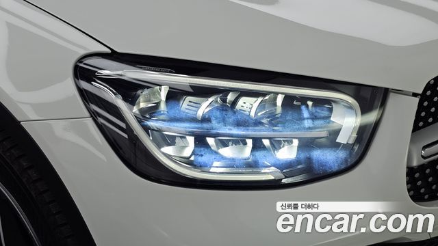 Mercedes-Benz GLC-Class 2022 — photo 8