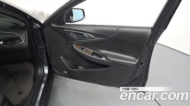 Chevrolet Korea Malibu 2018 — photo 14