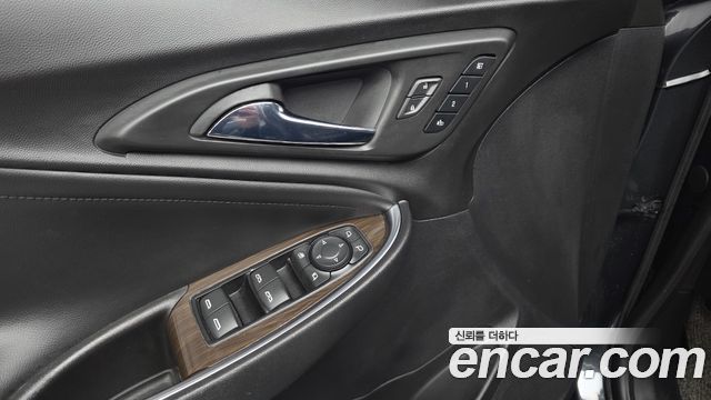 Chevrolet Korea Malibu 2018 — photo 29