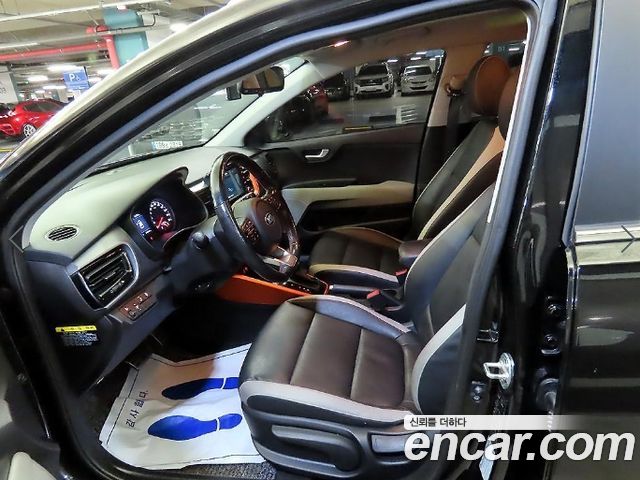 Kia Stonic 2019 — photo 6