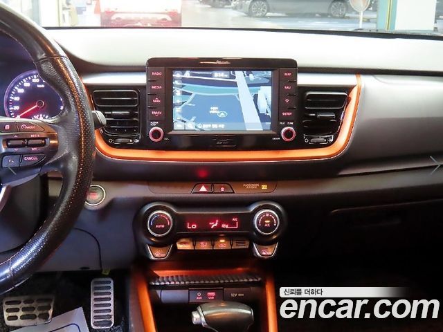 Kia Stonic 2019 — photo 11