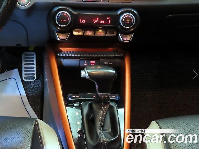 Kia Stonic 2019 — photo 12