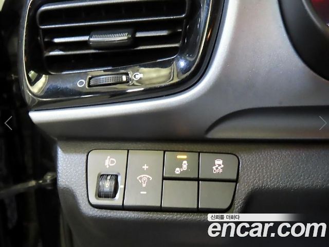 Kia Stonic 2019 — photo 17