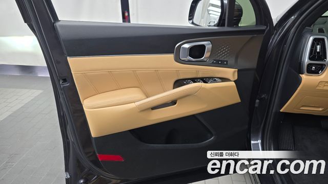 Kia Sorento 2023 — photo 14