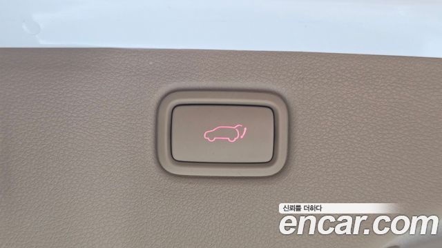 Kia Canival 2020 — photo 24