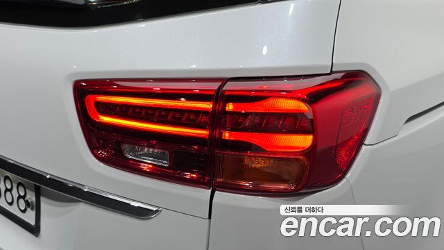 Kia Canival 2020 — photo 9