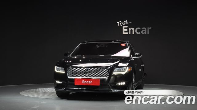 Lincoln Continental 2019 — photo 3