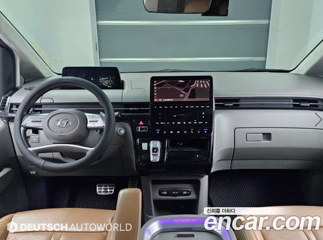 Hyundai Staria 2023 — photo 7