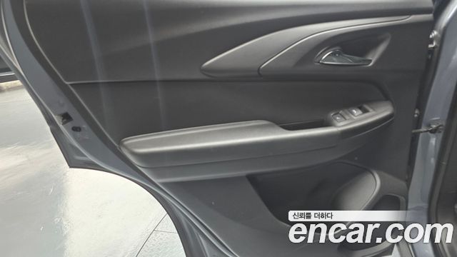 Chevrolet Korea Trailblazer 2022 — photo 15