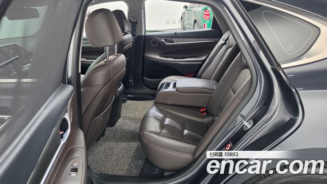 Hyundai Grandeur 2019 — photo 17