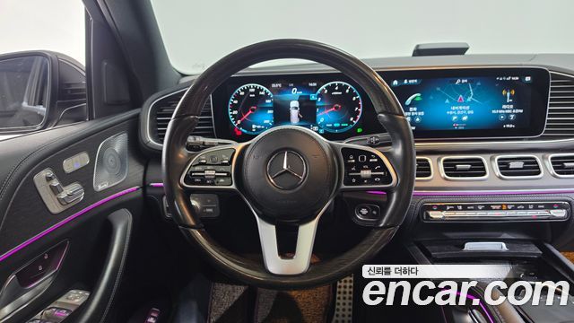 Mercedes-Benz GLS-Class 2021 — photo 19