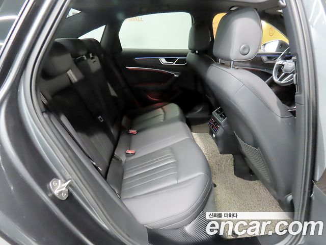 Audi A6 2020 — photo 11