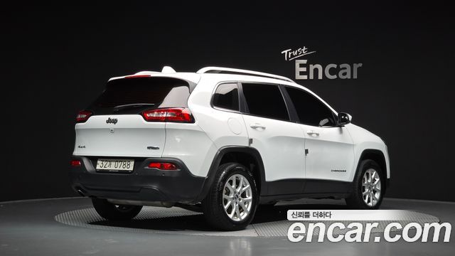 Jeep Cherokee 2016 — photo 2