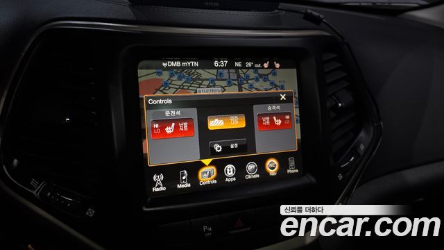 Jeep Cherokee 2016 — photo 16