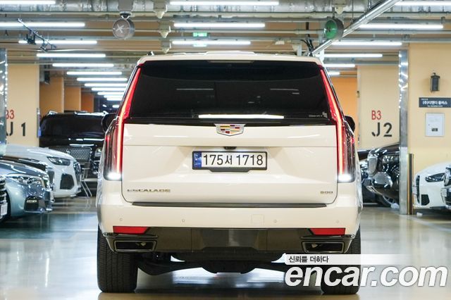 Cadillac Escalade 2023 — photo 2