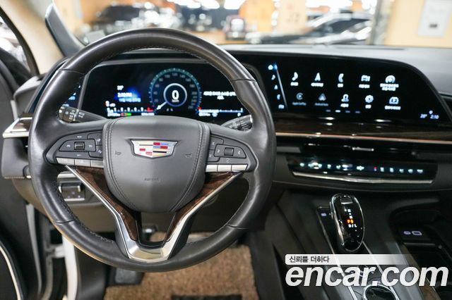 Cadillac Escalade 2023 — photo 14