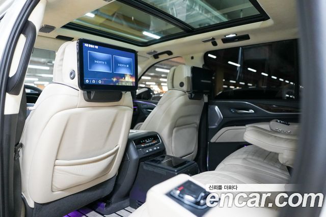 Cadillac Escalade 2023 — photo 20