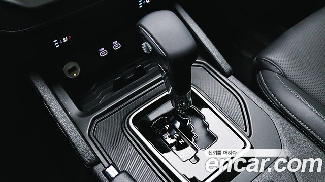 KG Mobility Musso 2025 — photo 9