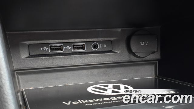 Volkswagen Tiguan 2018 — photo 19