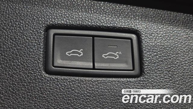 Volkswagen Tiguan 2018 — photo 26