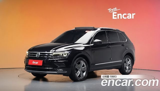 Volkswagen Tiguan 2018 — photo 1