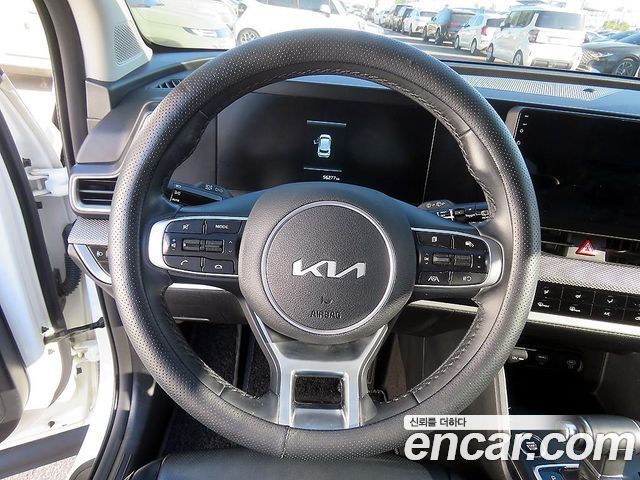 Kia Sportage 2022 — photo 9