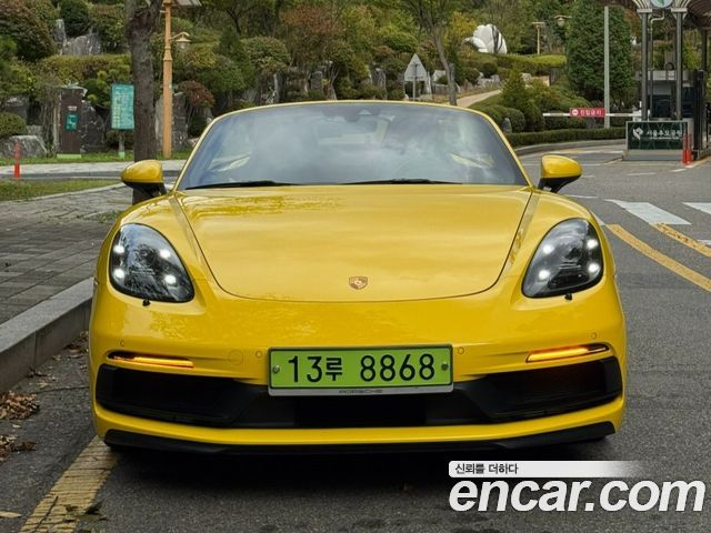 Porsche 718 2019 — photo 2