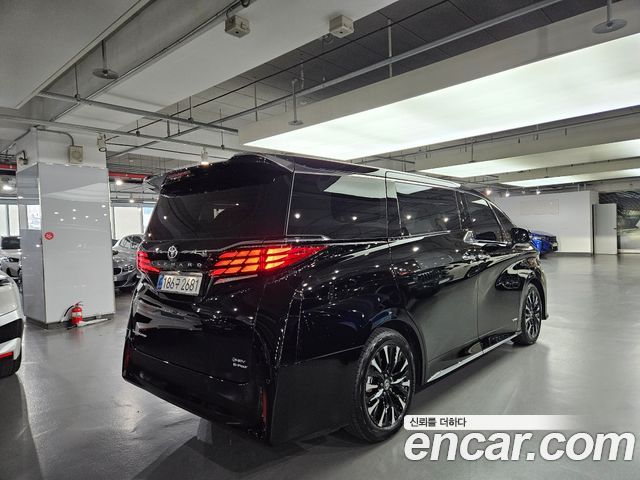 Toyota Alphard 2025 — photo 4