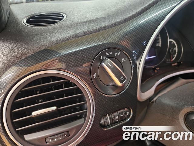 Volkswagen Beatle 2015 — photo 11