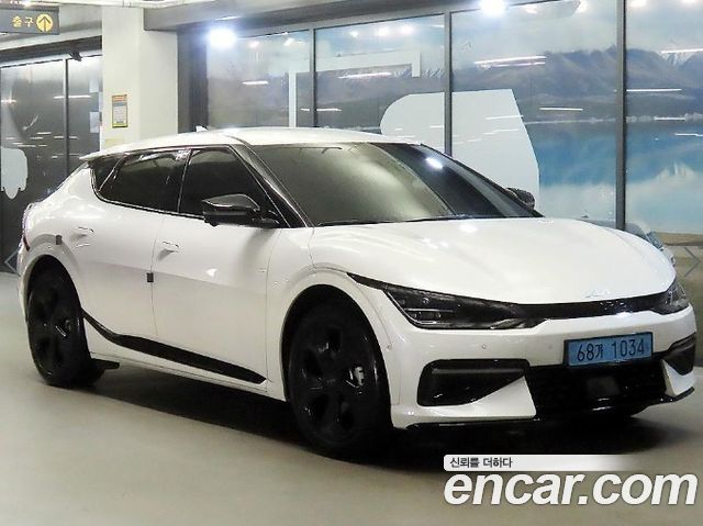 Kia EV6 2023 — photo 1